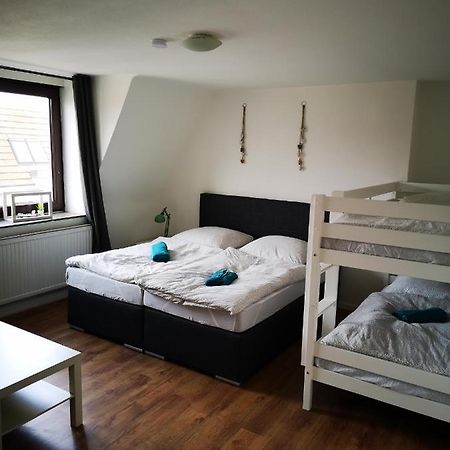 Ferienwohnung Mit Balkon เบรเมอร์ฮาเฟิน ภายนอก รูปภาพ